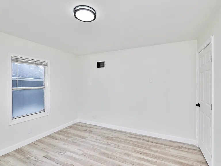 6009 Bermuda Dr — Photo 25