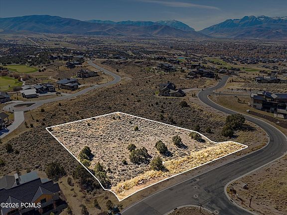 2nd image of 2526 E Boulder Top Way