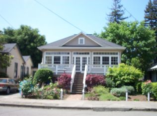 107 Stanford St, Santa Rosa, CA 95404