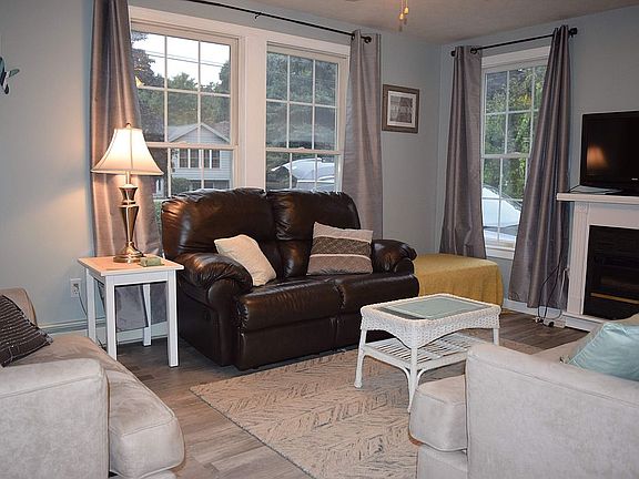 3rd image of 7 Smith Ave