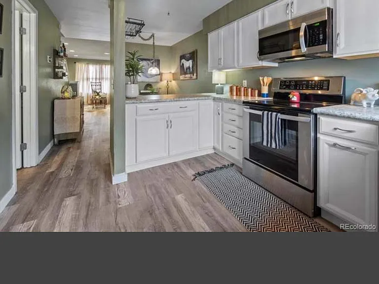 1926 Newland Ct — Photo 8