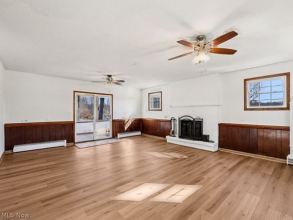 5th image of 8930 Crackel Rd