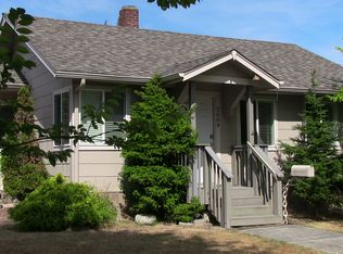 2004 12th St, Anacortes, WA 98221