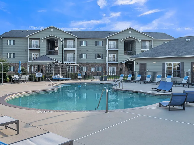 The Pointe at Heritage — Photo 38