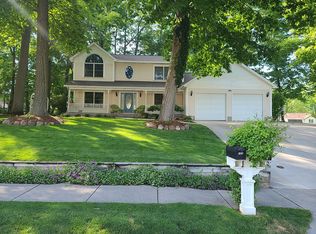 954 Marshall St, Portland, MI 48875