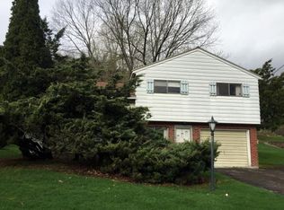 904 Lehigh Ave, Vestal, NY 13850