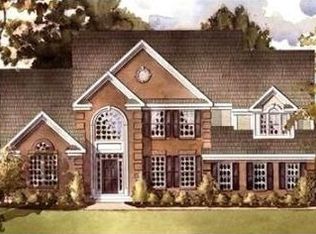 5745 Sun Lin Ct, West Chester, OH