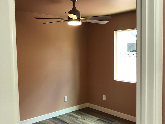 4th image of 8142 Evergreen Ave