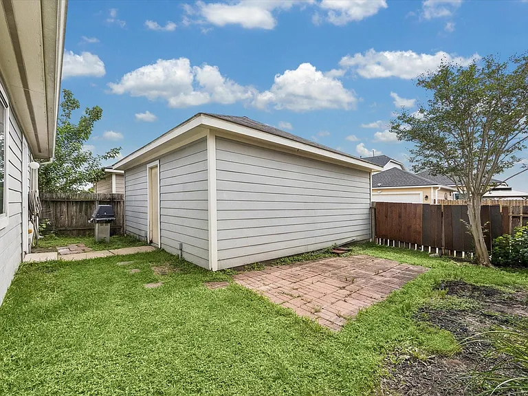 6106 Settlers Lake Cir E — Photo 20