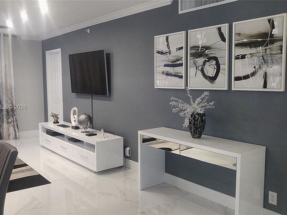 3rd image of 2501 S Ocean Dr #L04