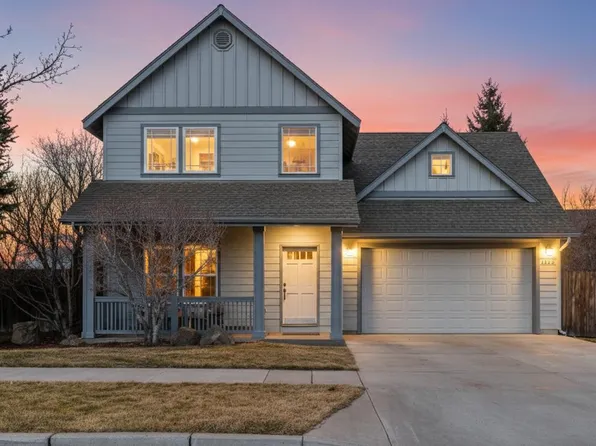 1482 NE Rumgay Ln, Bend, OR 97701