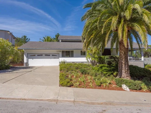 2822 Trousdale Dr, Burlingame, CA 94010