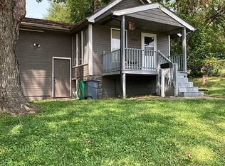 6314 S 33rd St, Omaha, NE 68107