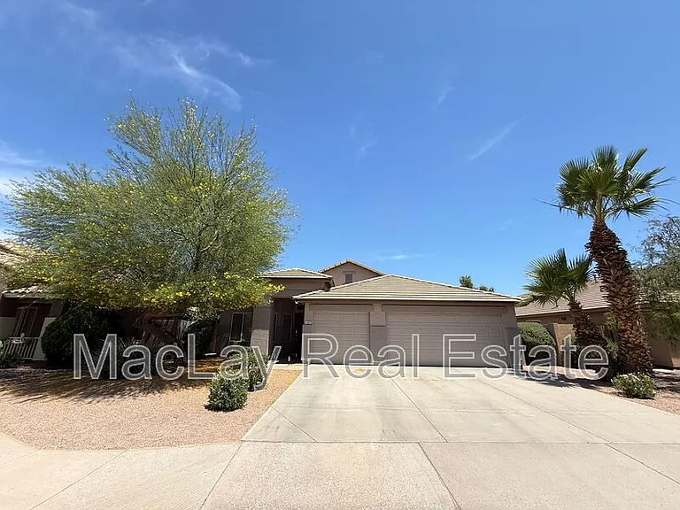 450 W Musket Pl — Photo 2
