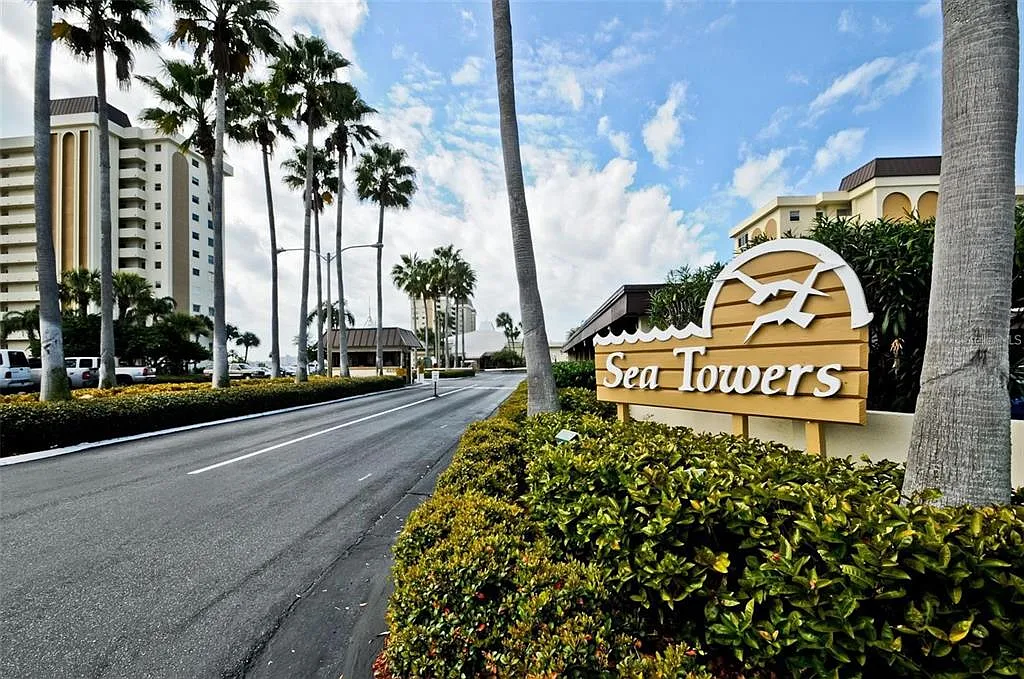 2 bed, 2.0 bath, 970 sqft, $2,000 — Photo 2