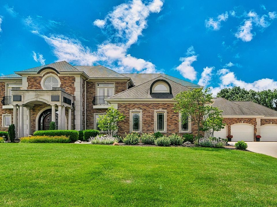 1st image of 53717 Meadow Lake Ct