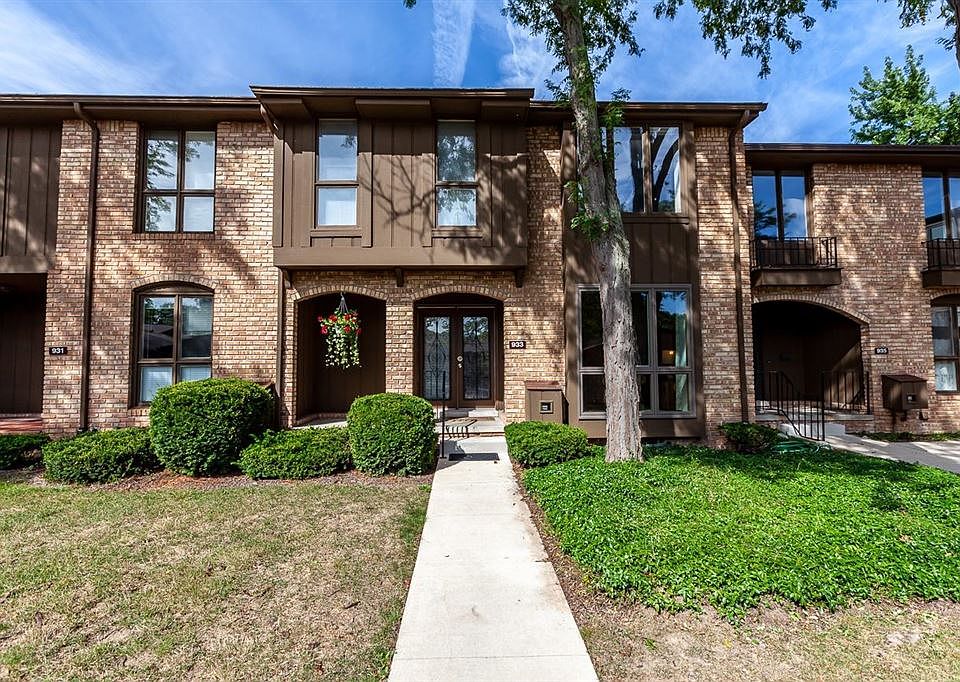 1st image of 933 Greenhills Dr