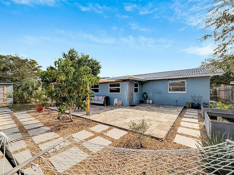 2138 Timber Ln — Photo 36