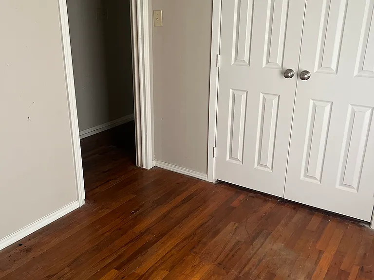 1212 N Hackberry Ave — Photo 15