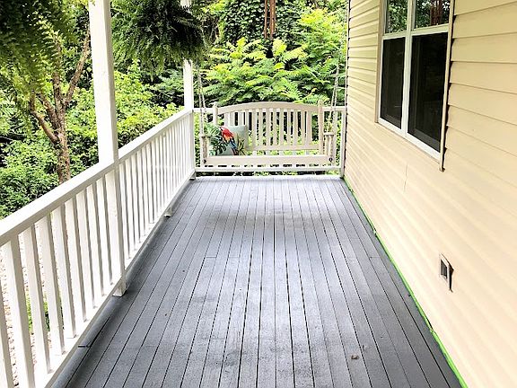5th image of 111 Hill Ct