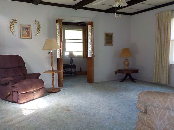 5th image of 133 Briar Hill St