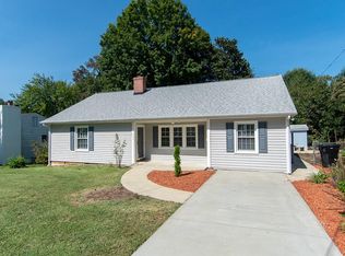 217 Waverly Way, Burlington, NC 27215