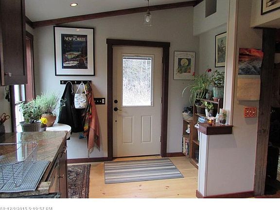 3rd image of 88 James Rd