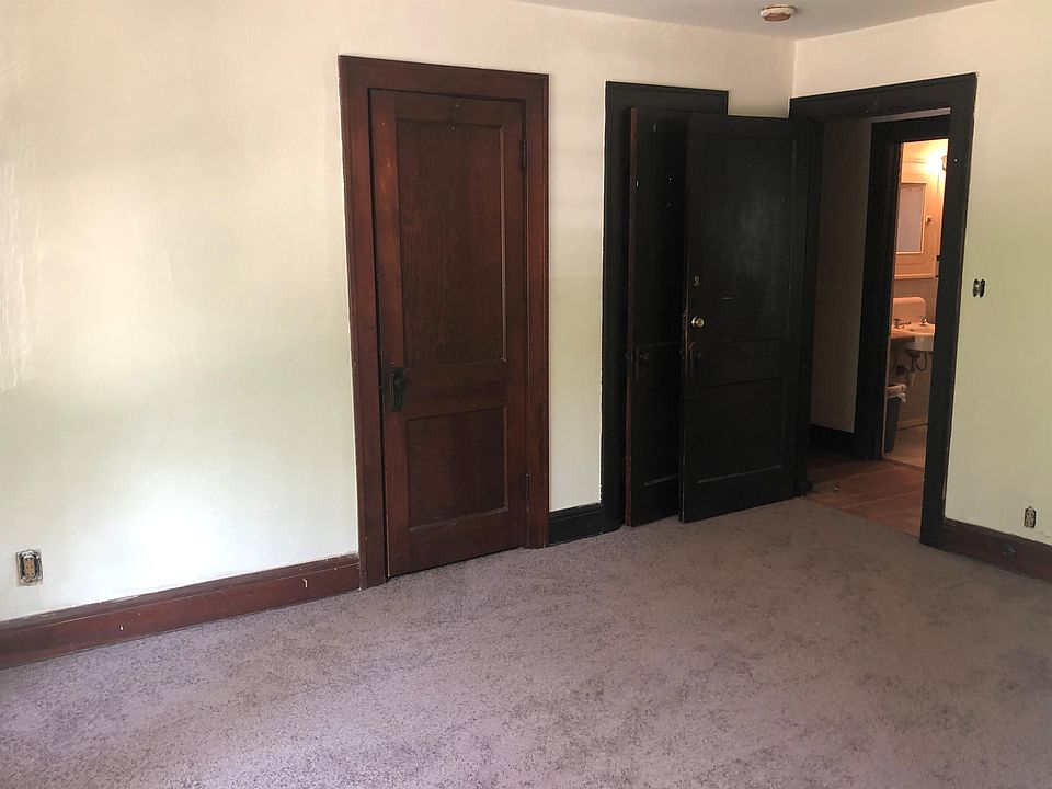 Closet, Bathrm Directly Across Hall