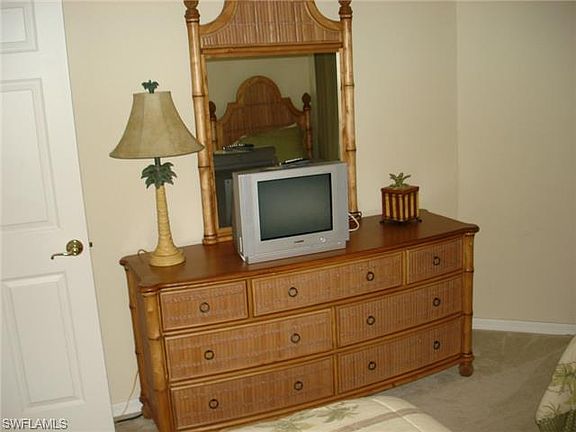 5th image of 4873 Hampshire Ct APT 105
