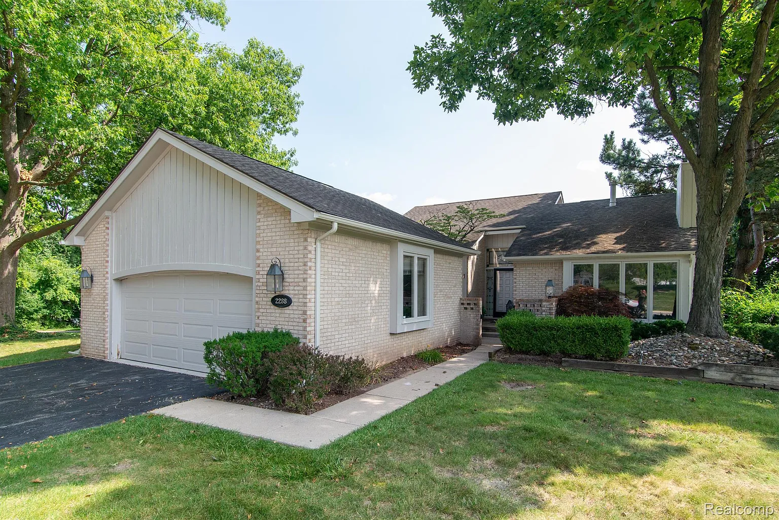 2288 Cameo Lake Ct photo 1