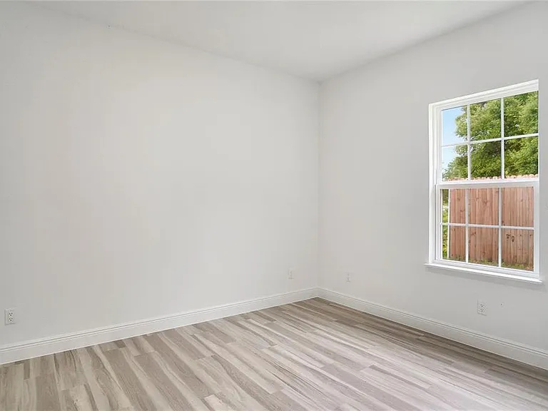 417 Marion Oaks Ln — Photo 16