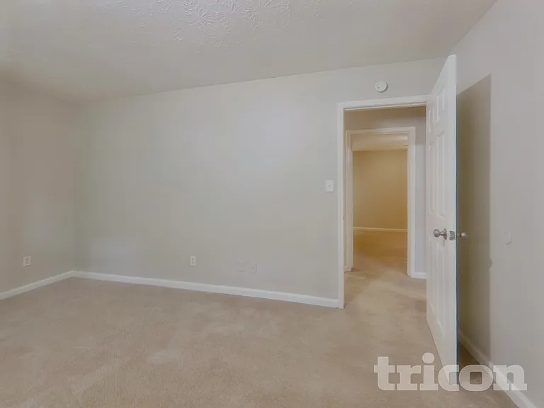 68 Belmont Ln — Photo 9