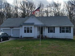 44 Hogan Dr, Fredericksburg, VA 22406