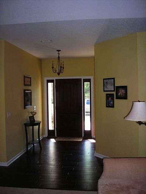 2nd image of 211 Charlie Gaskin Dr
