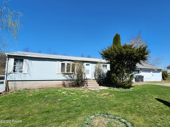 751 Milanville Rd, Beach Lake, PA 18405