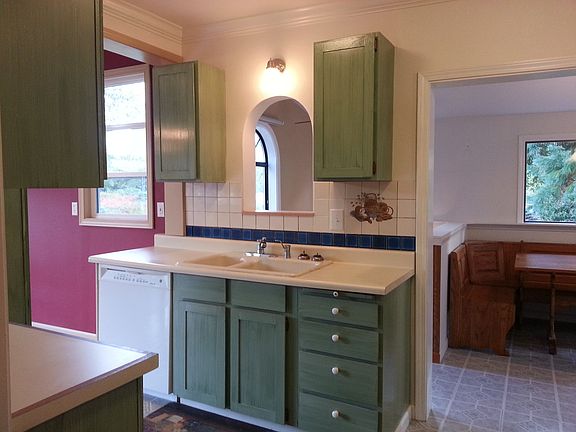 Kitchen with access to Dining and Breakfast Nook