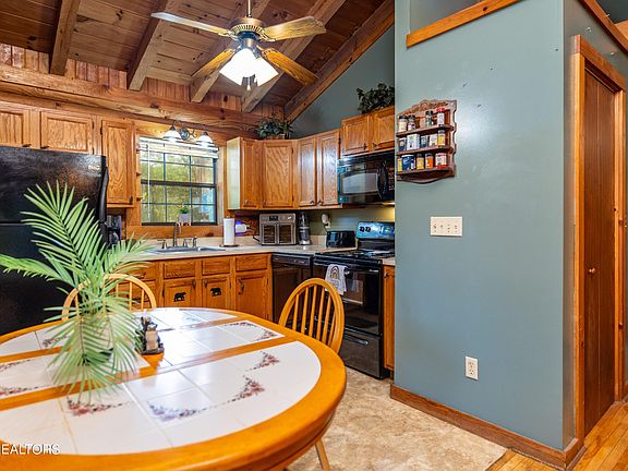 2nd image of 1284 Laurel Lick Rd APT 3