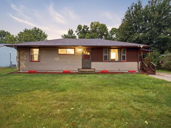1020 Becker Ave SE, Willmar, MN 56201