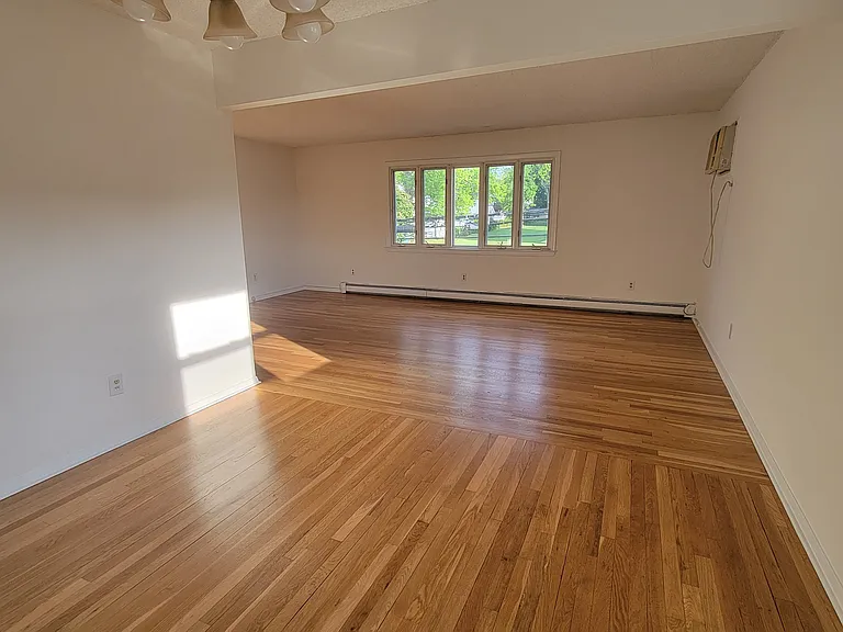 337 Outwater Ln #2 — Photo 4