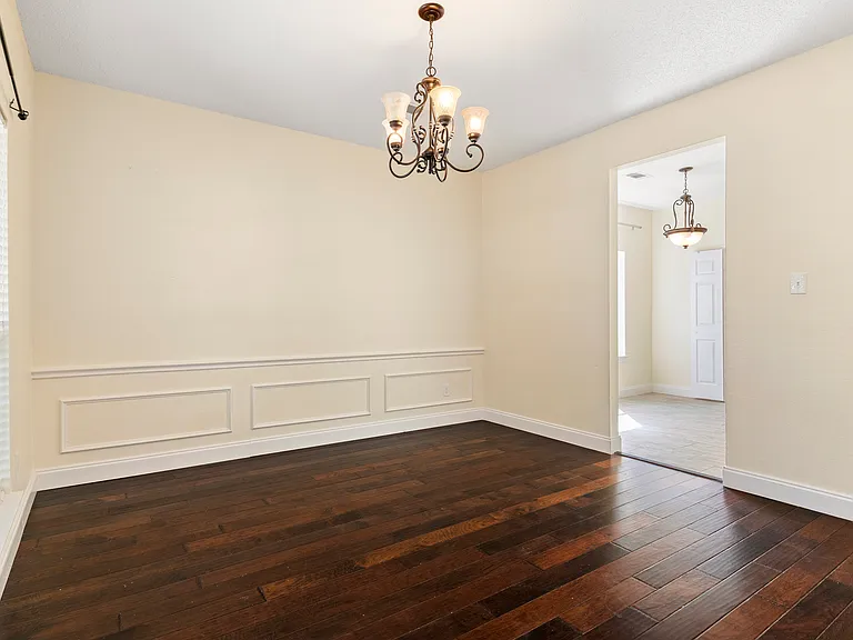 2522 Primrose Ln — Photo 14
