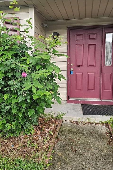1st image of 5489 Davis Way