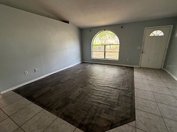 2nd image of 4051 SE 139th St