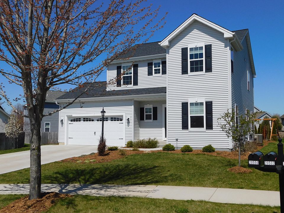 1st image of N163W20532 Blossom Ct