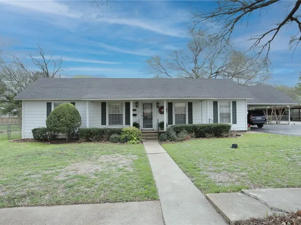 1110 W 6th St, Mc Gregor, TX 76657