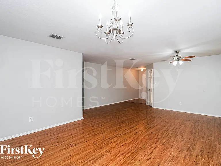 12640 Shady Cedar Dr — Photo 2