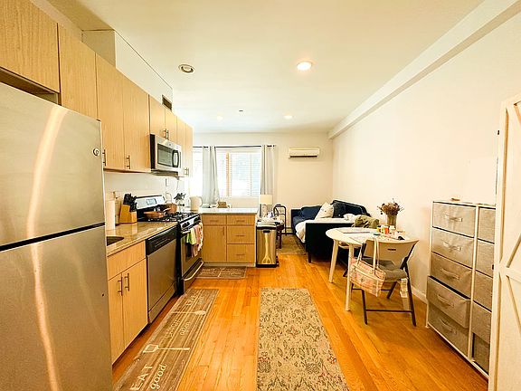 5th image of 25-47 23rd St #1R