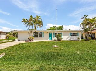 18601 Dogwood Rd, Fort Myers, FL 33967