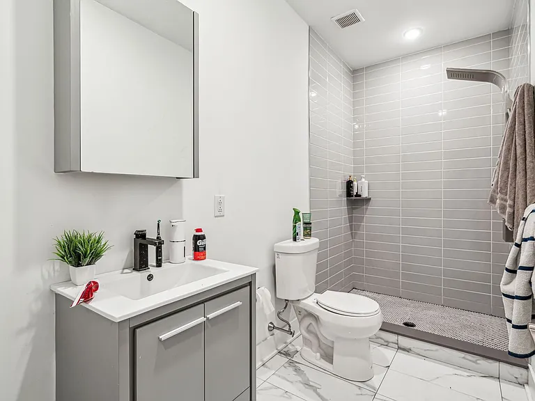 Modern New Luxury Temple Apartments — Photo 43