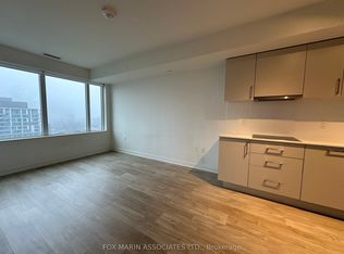 27 Bathurst St #1108W, Toronto, ON M5V 0R1