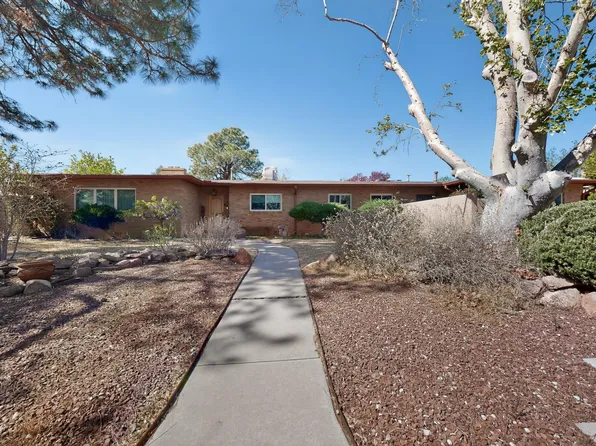 1511 Columbia Dr NE, Albuquerque, NM 87106